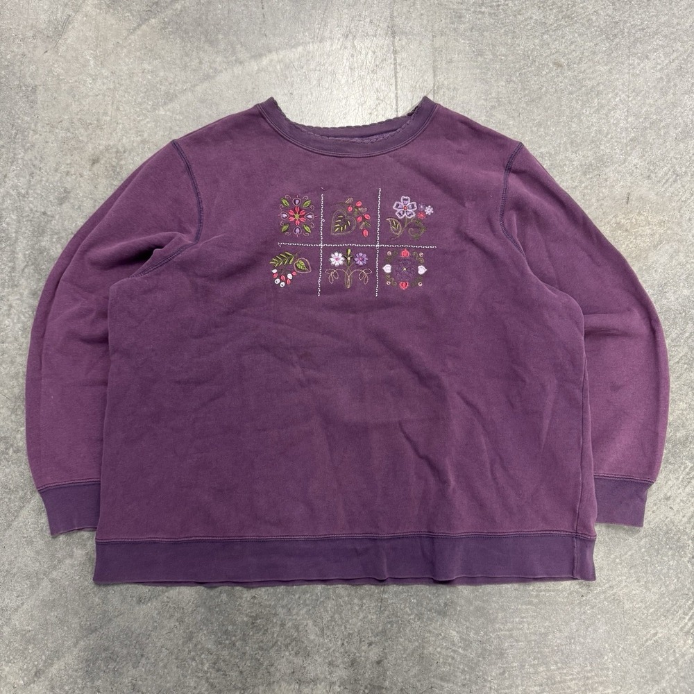 Vintage Women's Purple Crewneck Sweatshirt Embroidered Floral Grandma Girlie XL